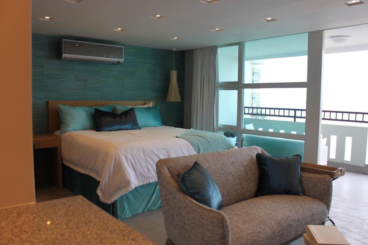 Enchanted 17 Jewel Beachfront Luquillo -Pool 外观 照片